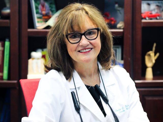 3 Our Founder and Visionary Dr Gloria Roberts